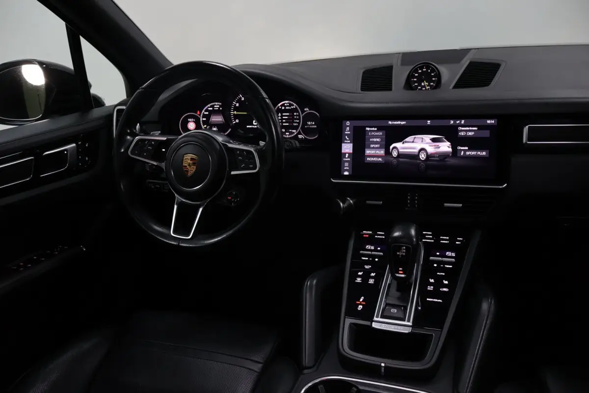 3.0 E-Hybrid|PANO|NAVI|CLIMATE|