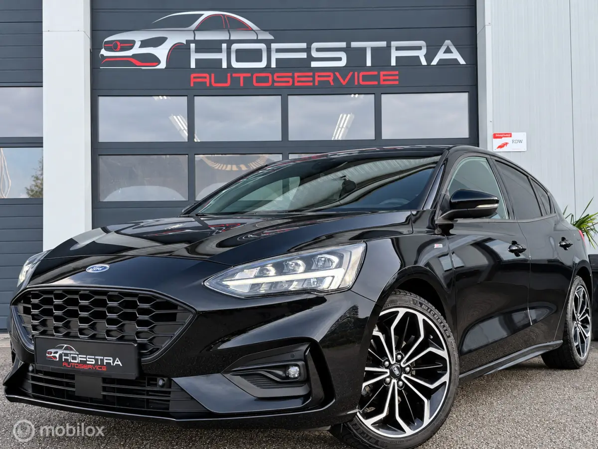 1.0 EcoBoost Hybrid ST Line Camera Winterpack 18-inch