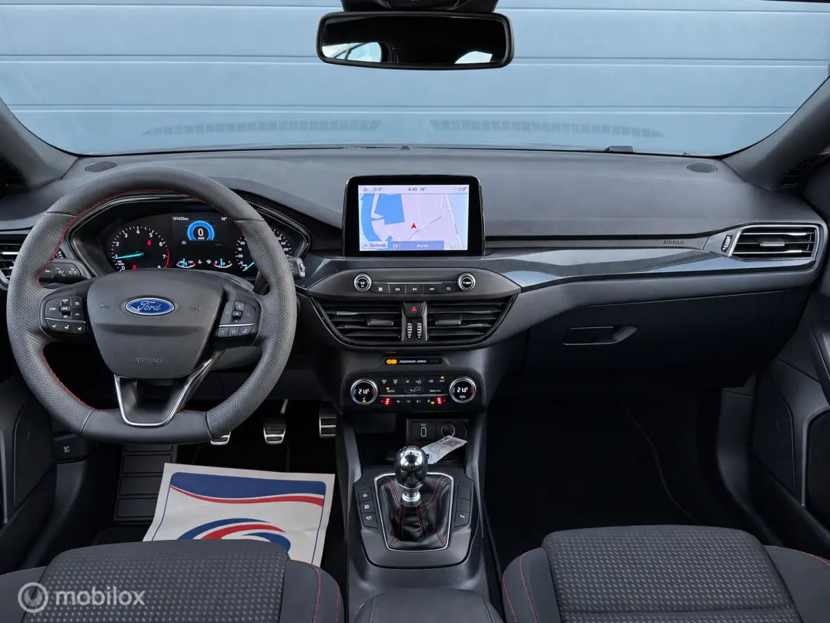 1.0 EcoBoost Hybrid ST Line Camera Winterpack 18-inch