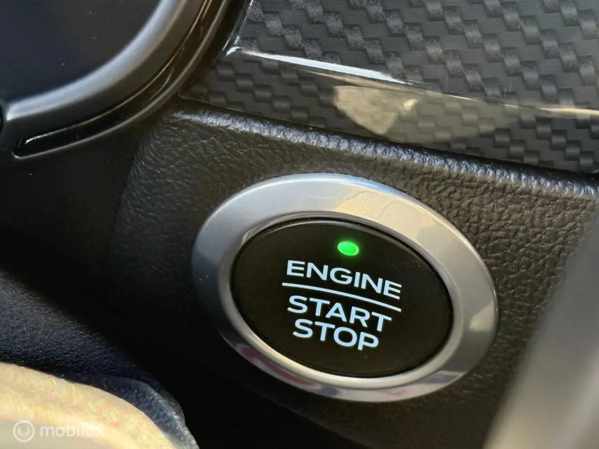 1.0 EcoBoost Hybrid ST Line Camera Winterpack 18-inch