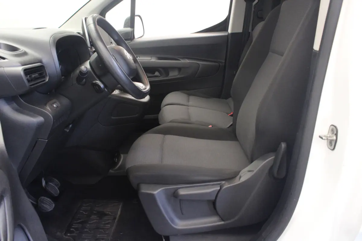 1.2 PureTech Club |Navi|Camera|Carplay|