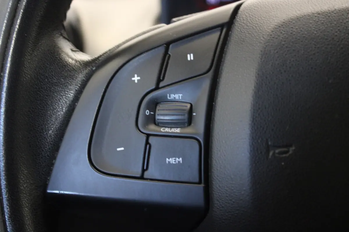 1.2 PureTech Shine