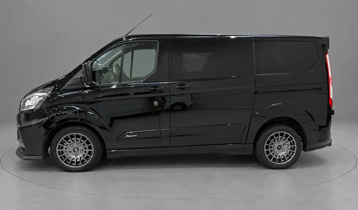320 2.0 TDCI L1H1 DC MS-RT Black Edition Adaptieve Cruise, Camera, Carplay, 170pk, 2 x Schuifdeur, Automaat, LED, Stoelverwarming, Leder, Uniek!