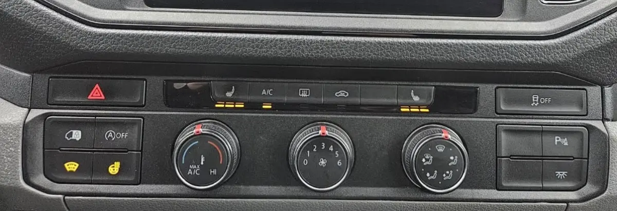 3.180 35 2.0 L3H2 4x4 PB Edition Full Options! Camera, Cruise, Carplay, LED, Trekhaak, Stoelverwarming, Stuurverwarming, 177pk, Automaat, Uniek!