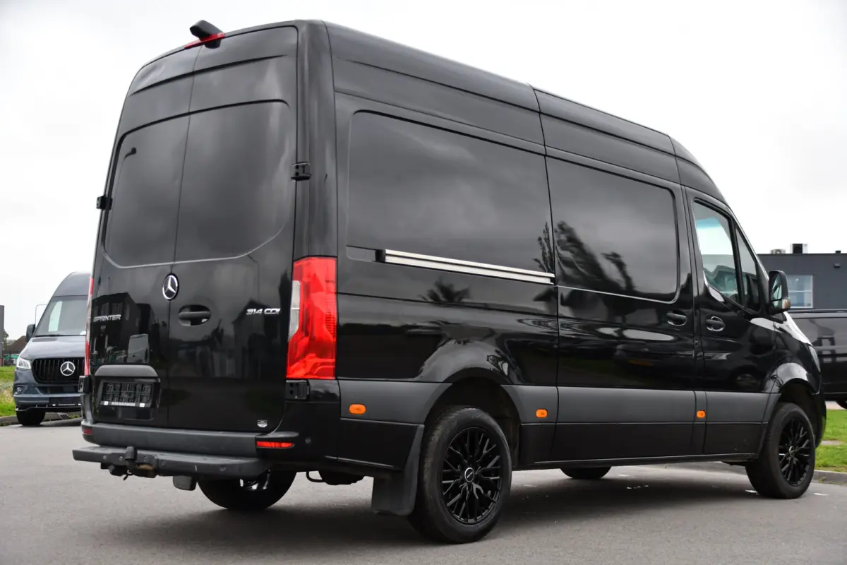 314 2.2 CDI L2H2 RWD Black Edition Camera, Carplay, Sensoren, 143pk, Automaat, Trekhaak, 7'' Mbux, Uniek!