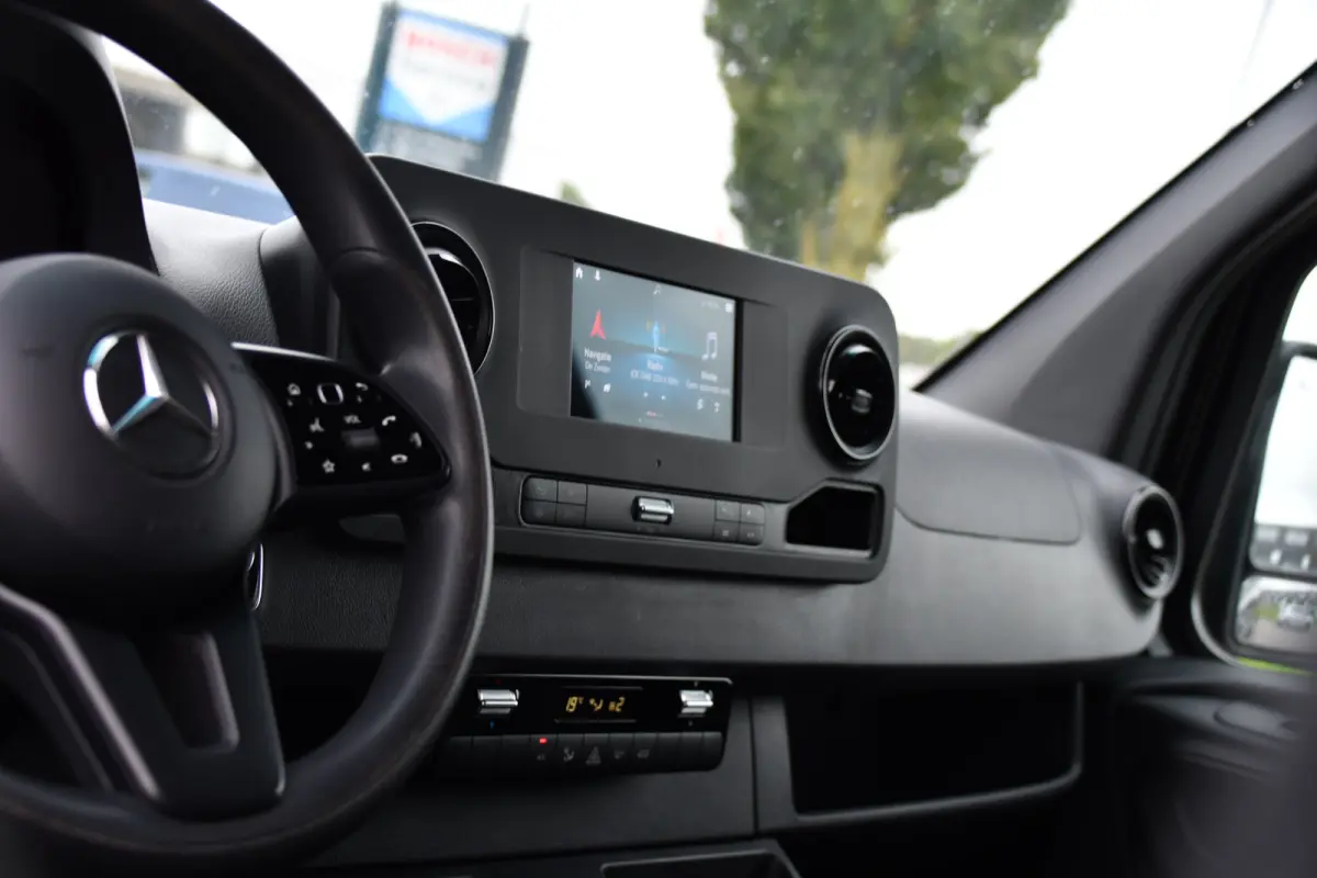 314 2.2 CDI L2H2 RWD Black Edition Camera, Carplay, Sensoren, 143pk, Automaat, Trekhaak, 7'' Mbux, Uniek!