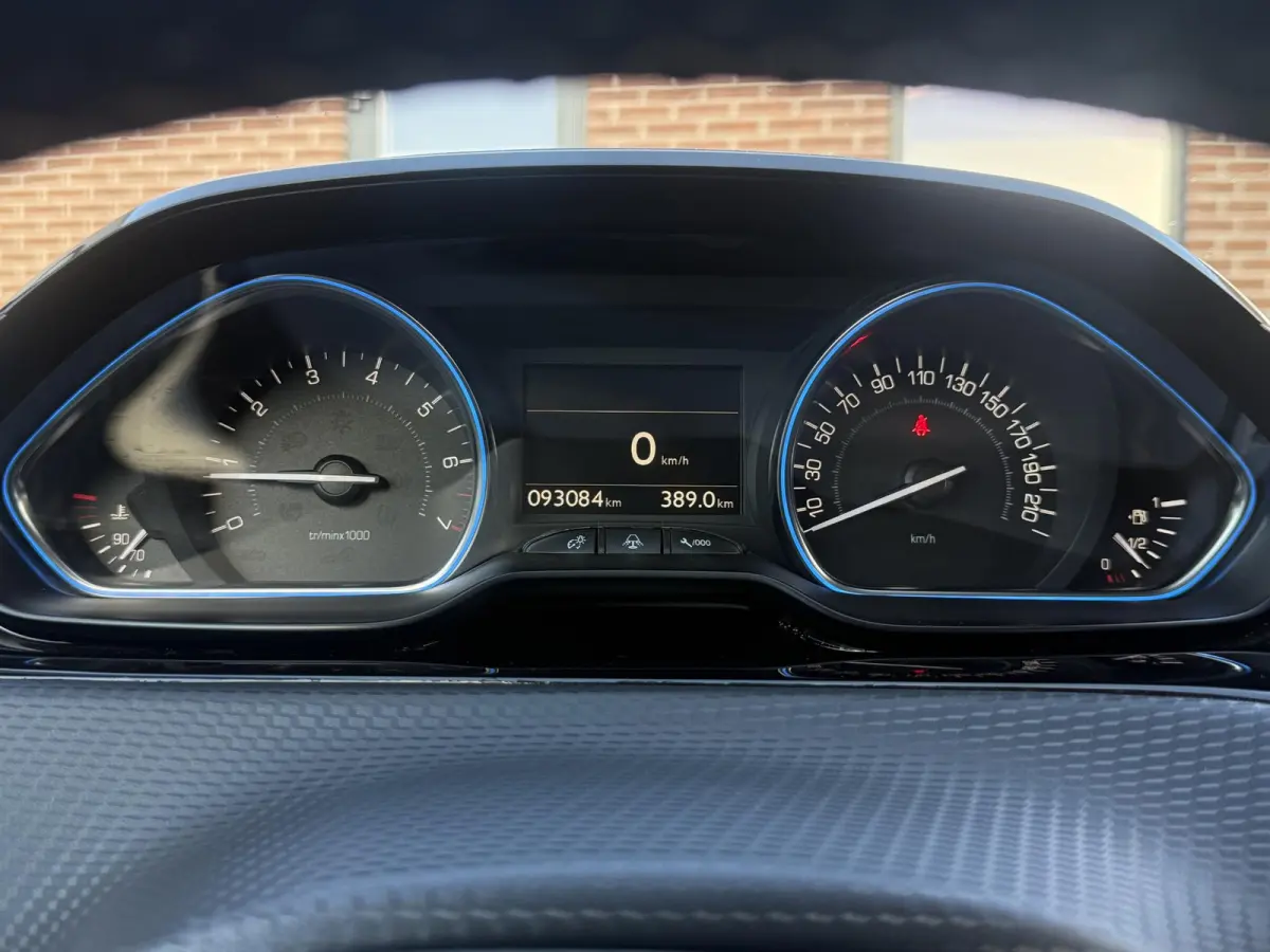 1.2 PureTech Allure 2e Eigenaar|Navi|Pano|Carplay|Camera|Clima|Cruise|D-riem vv in 2023|N.A.P|APK tot 01-2027