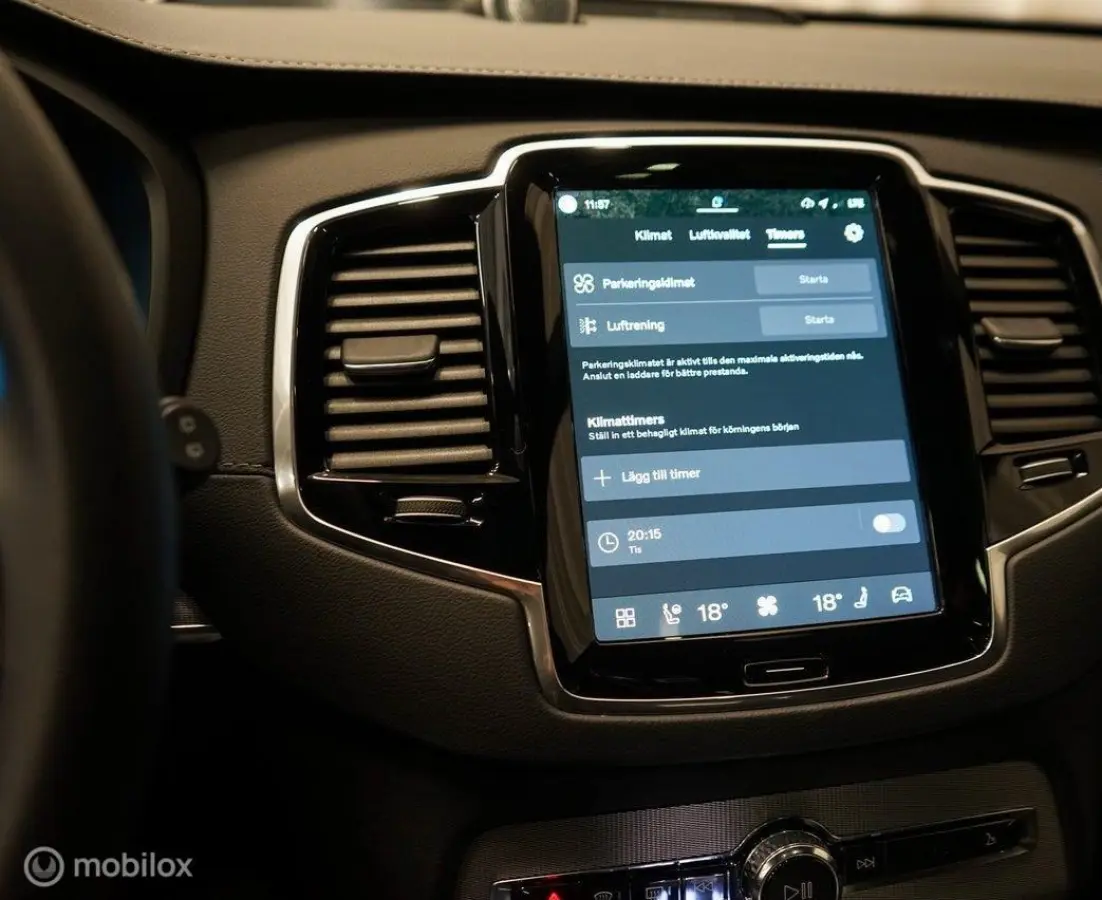2.0 T8 PHEV AWD Ultimate Dark, B&W, luchtvering