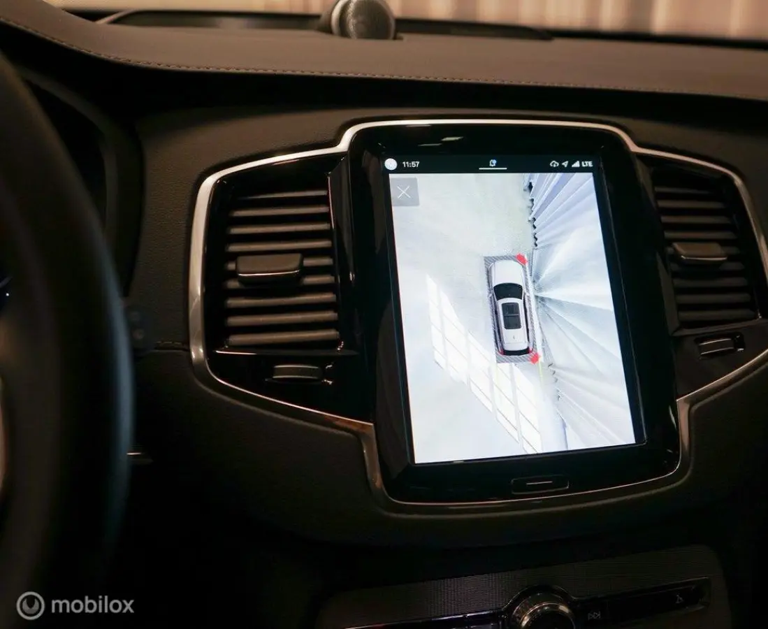 2.0 T8 PHEV AWD Ultimate Dark, B&W, luchtvering