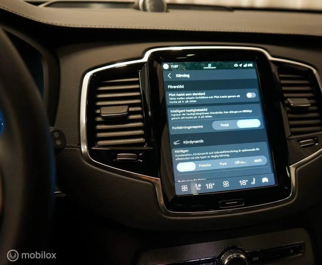 2.0 T8 PHEV AWD Ultimate Dark, B&W, luchtvering