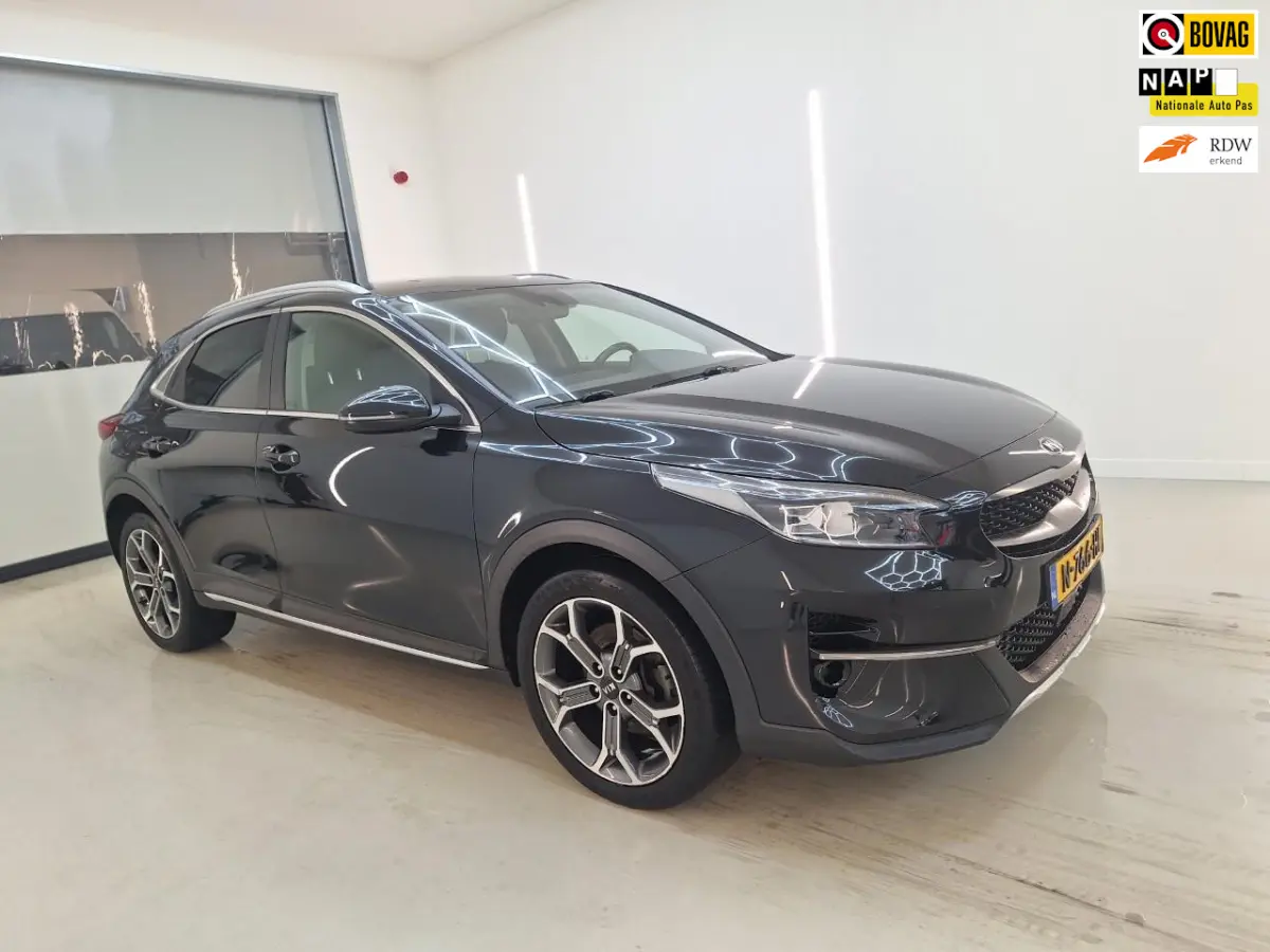 1.5 T-GDI 160PK MHEV DynamicPlusLine+Led+Half-Leder+Stoel&Stuur-verw+breed-navigatie+Camera+18"lmv = ORIG/NL 1EIG = TOP