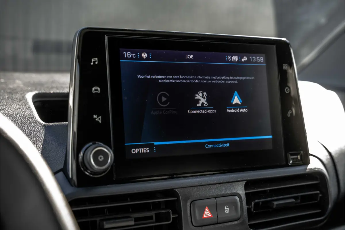 1.5 BlueHDi 100PK | 3-Zits | Camera | Carplay | Cruise | PDC | Airco | Trekhaak