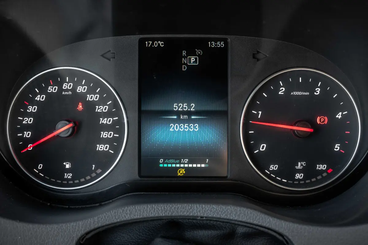 314 CDI RWD L2H1 | Automaat | 3-Zits | Camera | Cruise | Mbux | Airco | Imperiaal