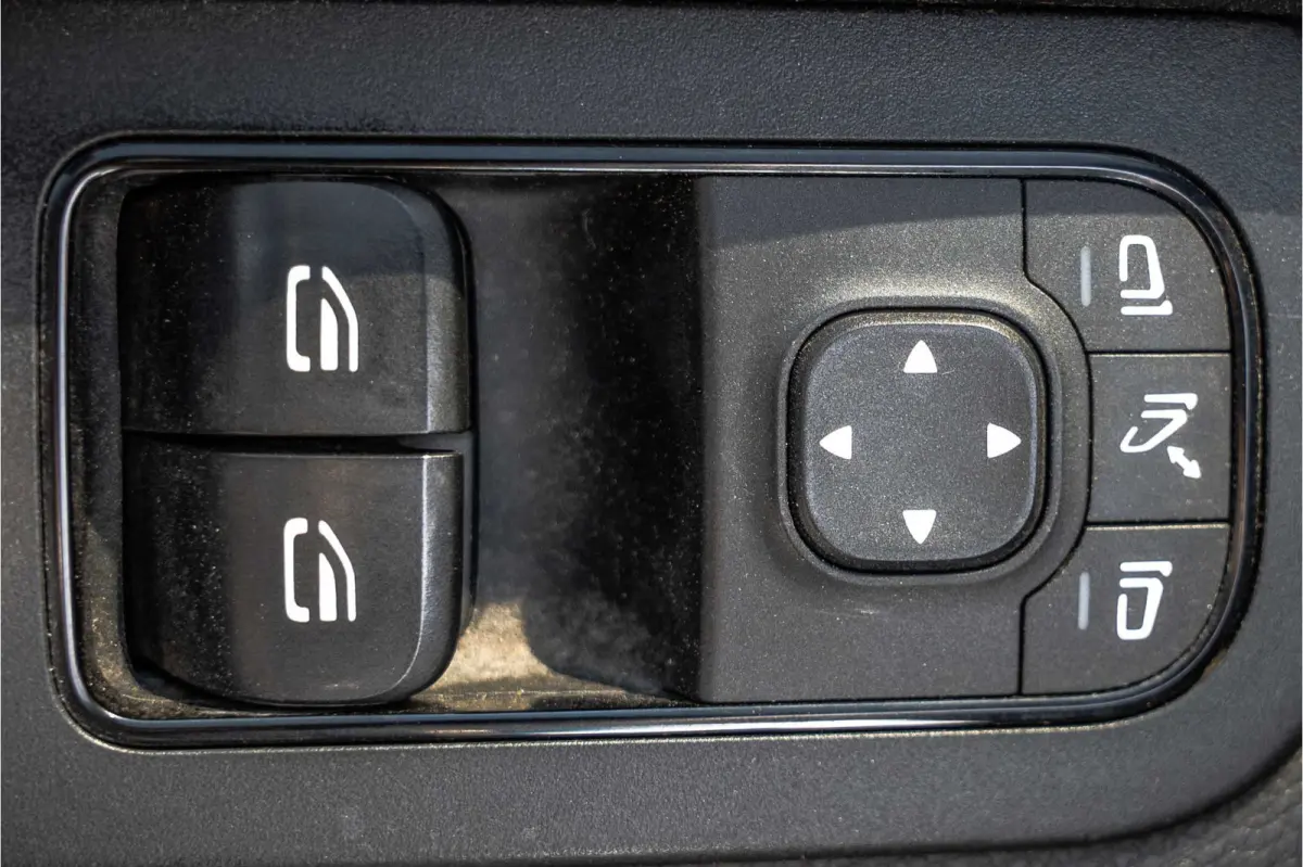 314 CDI RWD L2H1 | Automaat | 3-Zits | Camera | Cruise | Mbux | Airco | Imperiaal