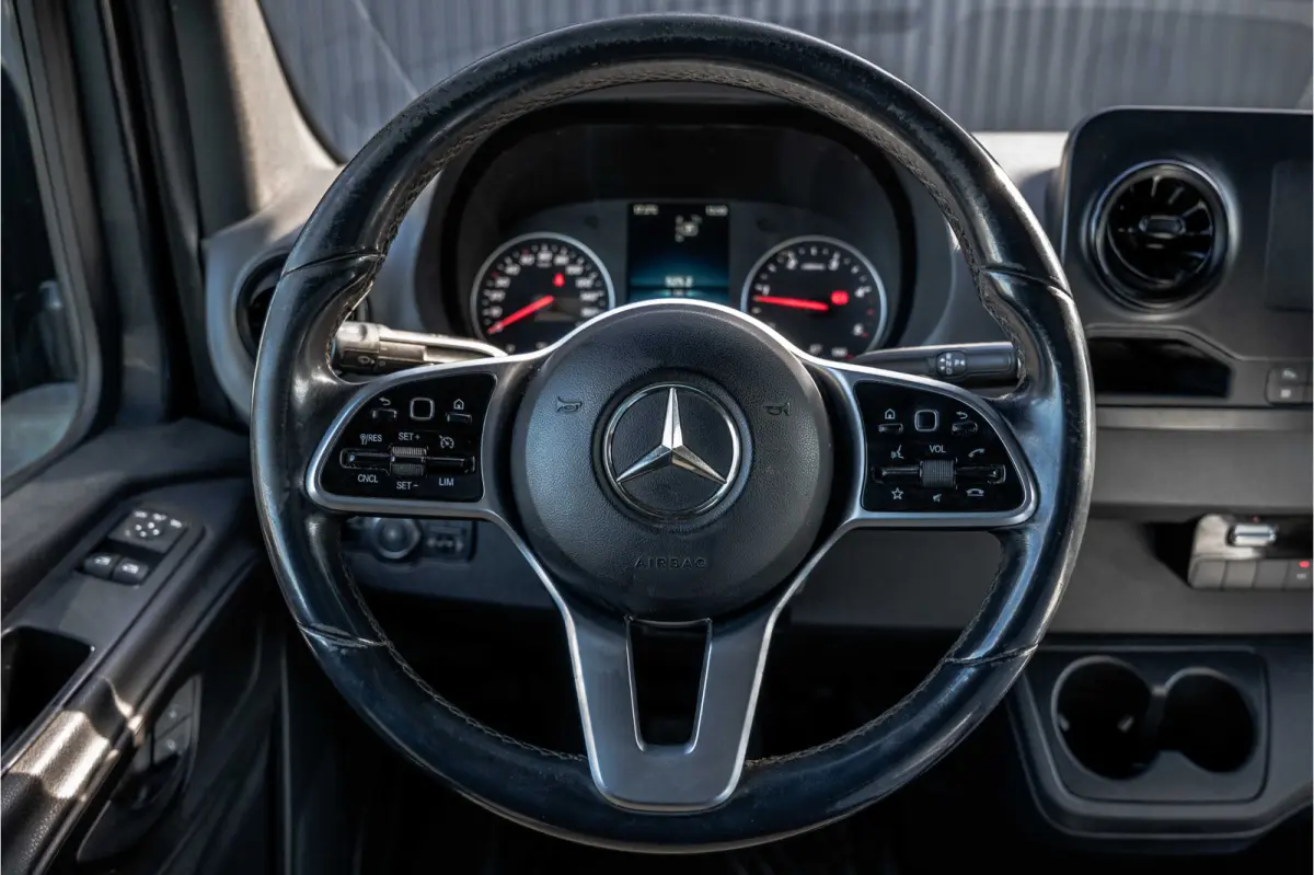 314 CDI RWD L2H1 | Automaat | 3-Zits | Camera | Cruise | Mbux | Airco | Imperiaal
