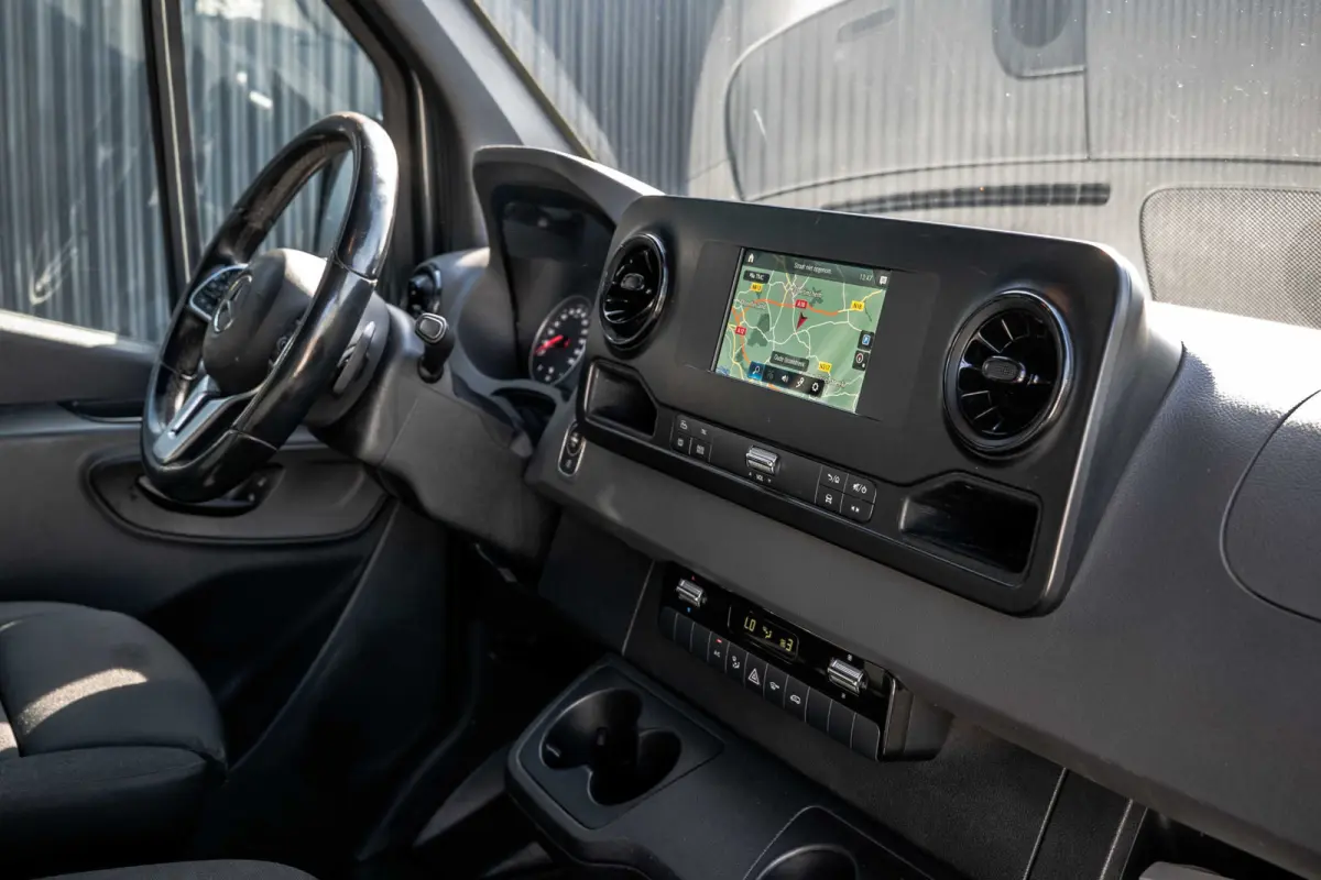 314 CDI RWD L2H1 | Automaat | 3-Zits | Camera | Cruise | Mbux | Airco | Imperiaal