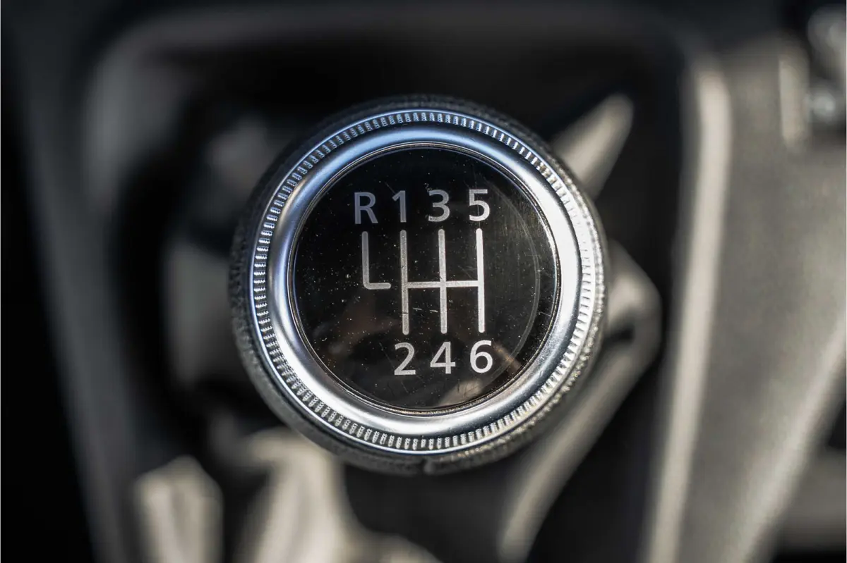 **2.3 CDTI FWD L2H2 | 3-Zits | Cruise | Airco**