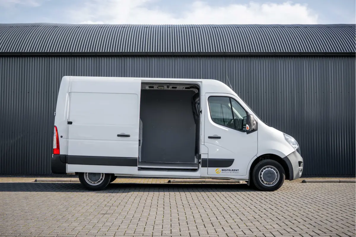 **2.3 CDTI FWD L2H2 | 3-Zits | Cruise | Airco**