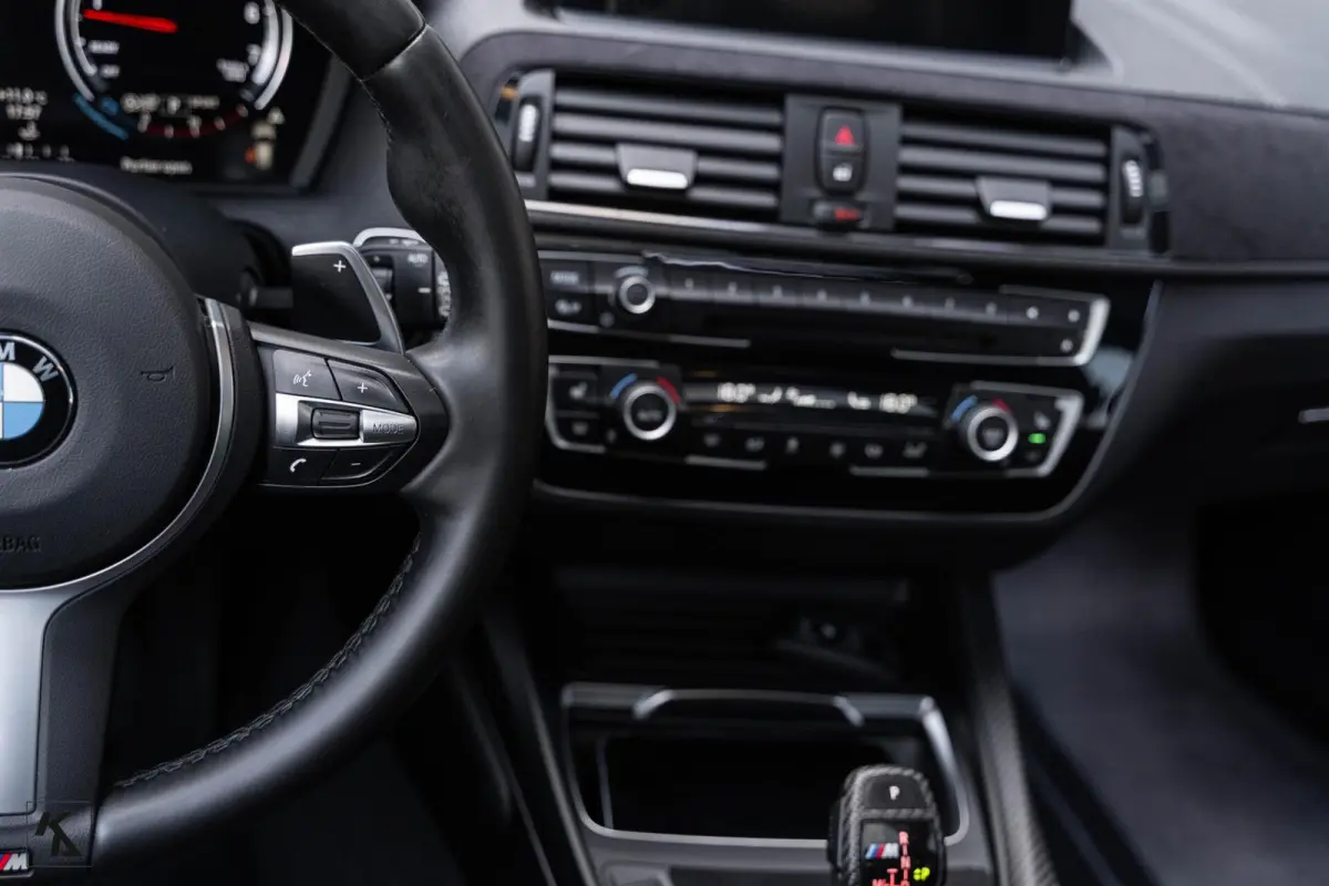 M140i xDrive Edition Shadow High Executive