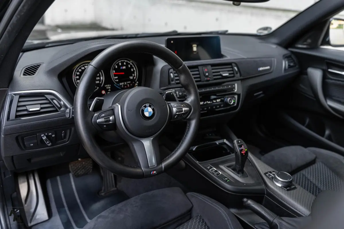M140i xDrive Edition Shadow High Executive