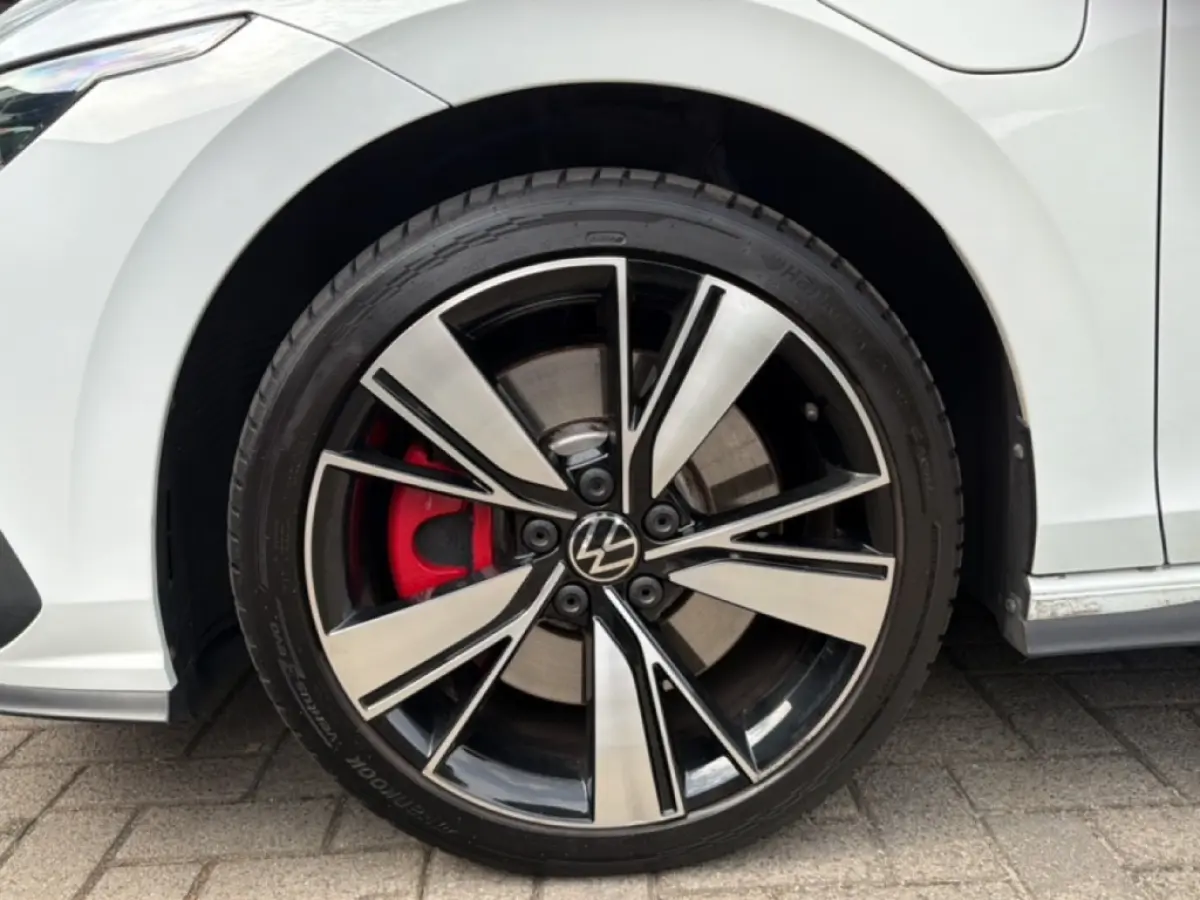 1.4 TSI GTE CAMERA/ACC/IQ-LIGHTS/STOEL+STUURVERW/NAVI/CARPLAY