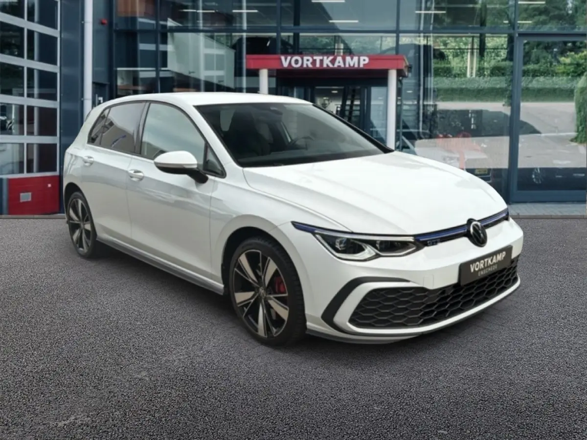 1.4 TSI GTE CAMERA/ACC/IQ-LIGHTS/STOEL+STUURVERW/NAVI/CARPLAY