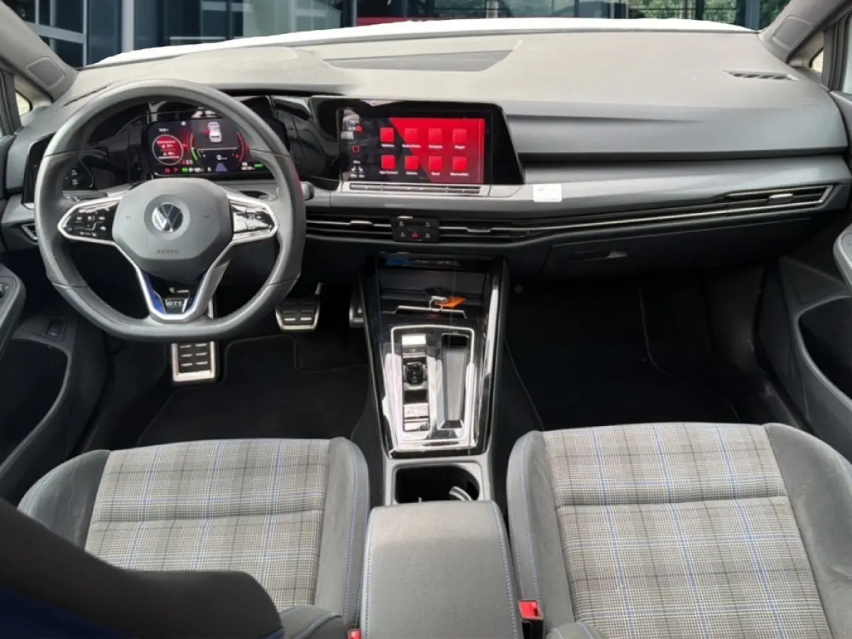 1.4 TSI GTE CAMERA/ACC/IQ-LIGHTS/STOEL+STUURVERW/NAVI/CARPLAY
