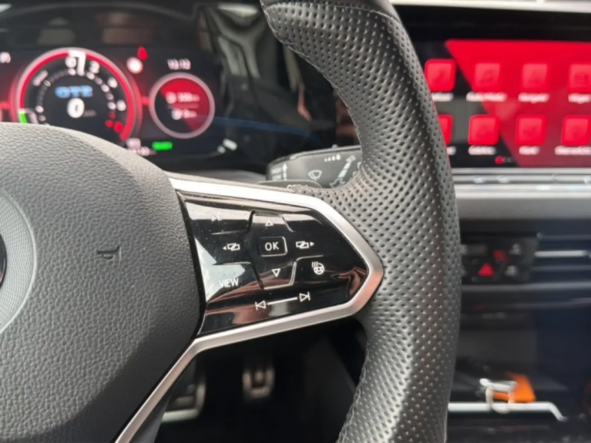 1.4 TSI GTE CAMERA/ACC/IQ-LIGHTS/STOEL+STUURVERW/NAVI/CARPLAY