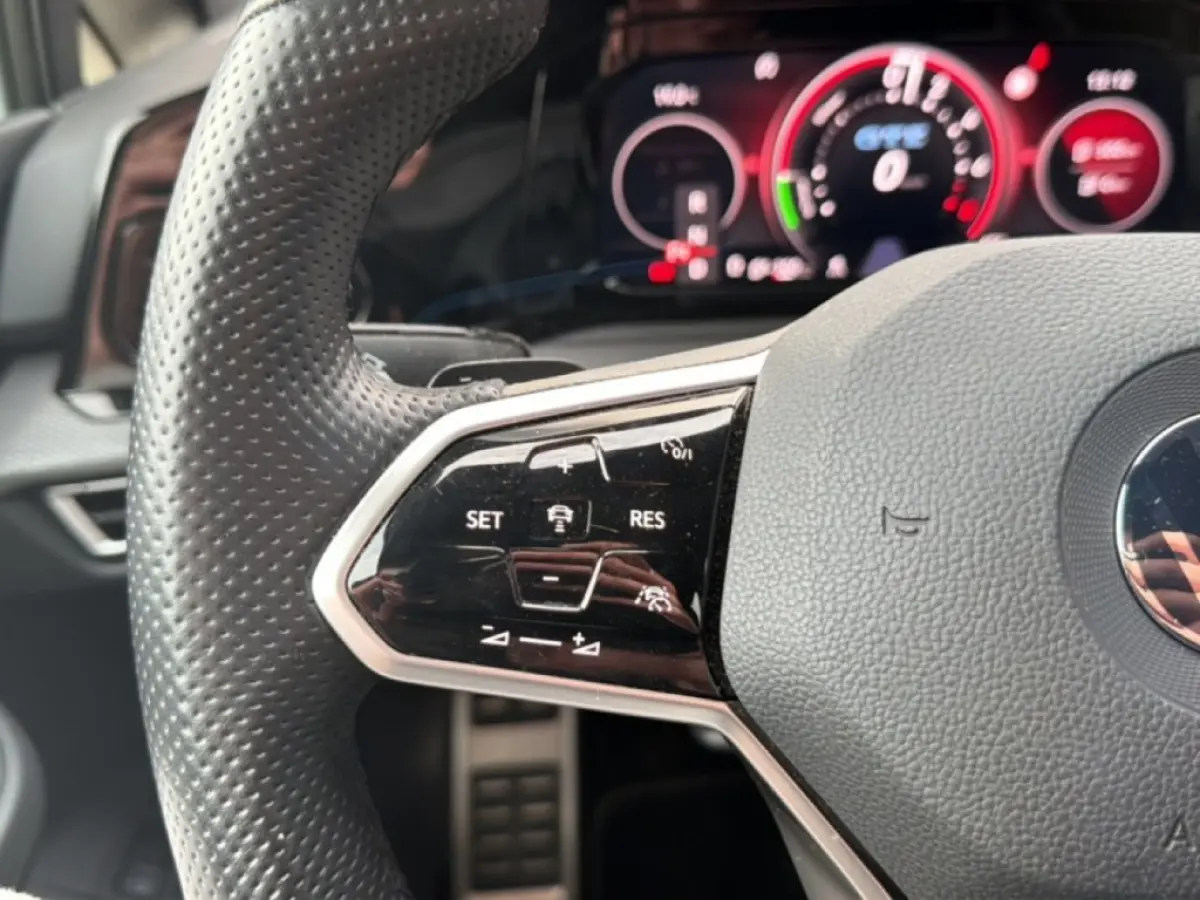 1.4 TSI GTE CAMERA/ACC/IQ-LIGHTS/STOEL+STUURVERW/NAVI/CARPLAY