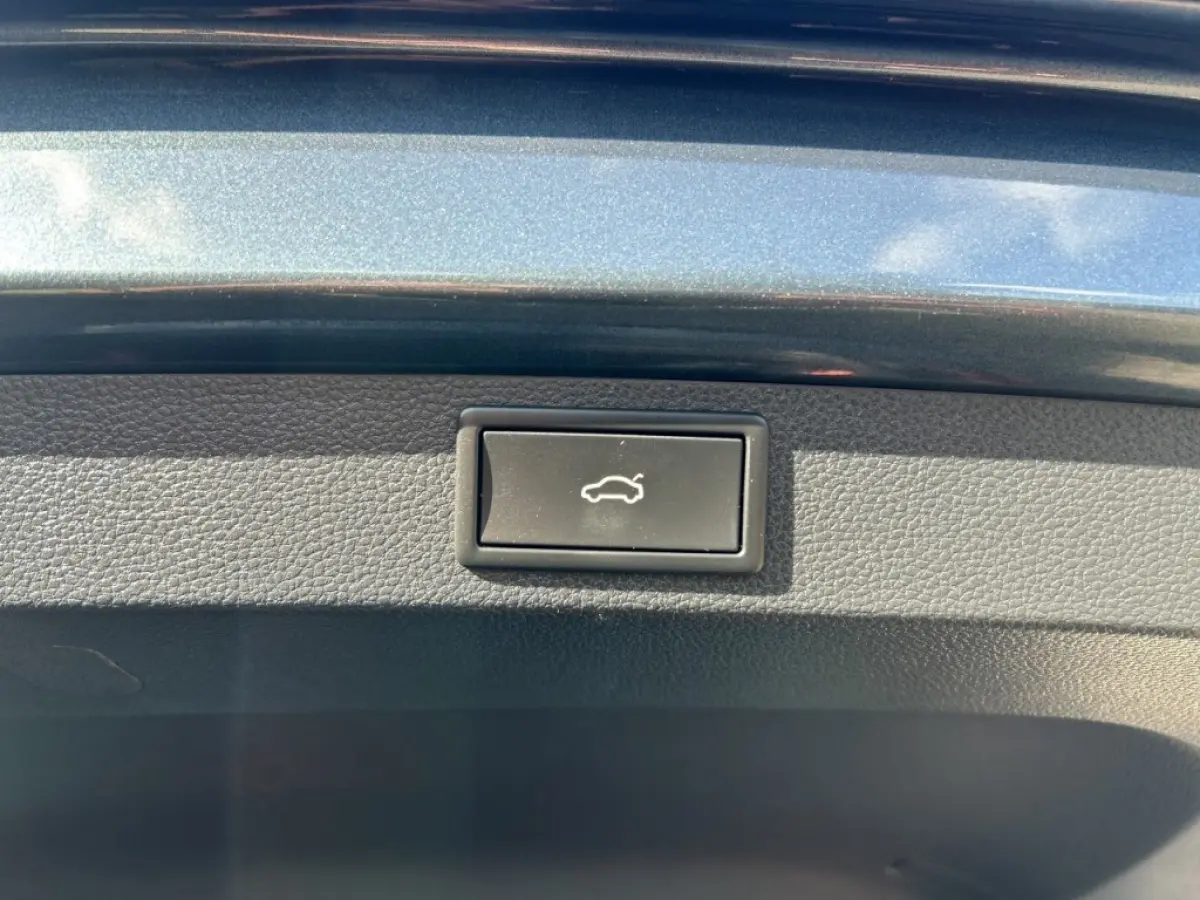 1.5 TSI DSG SPORTLINE PANO-DAK/CAMERA/ELEK-KLEP/CRUISE/CANTON/STOELVERW