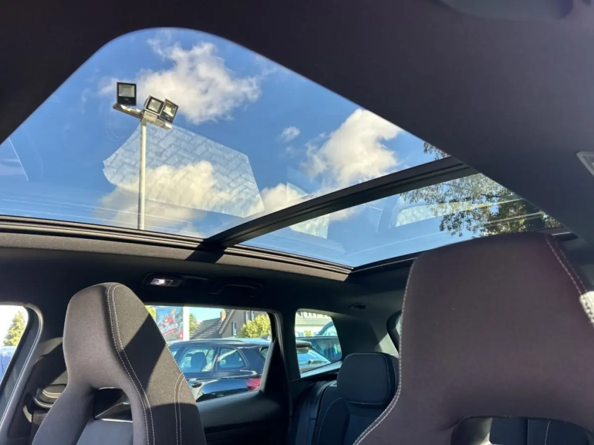 1.5 TSI DSG SPORTLINE PANO-DAK/CAMERA/ELEK-KLEP/CRUISE/CANTON/STOELVERW