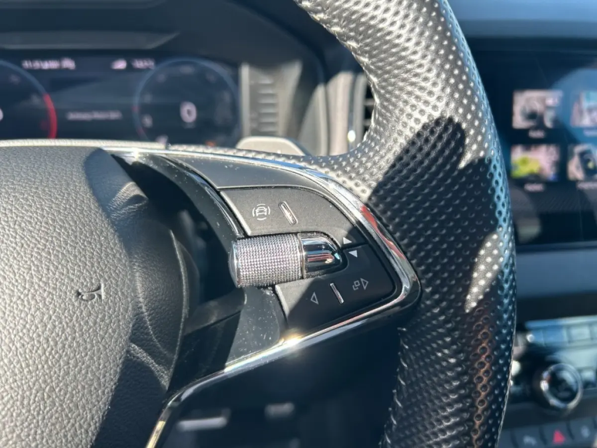 1.5 TSI DSG SPORTLINE PANO-DAK/CAMERA/ELEK-KLEP/CRUISE/CANTON/STOELVERW