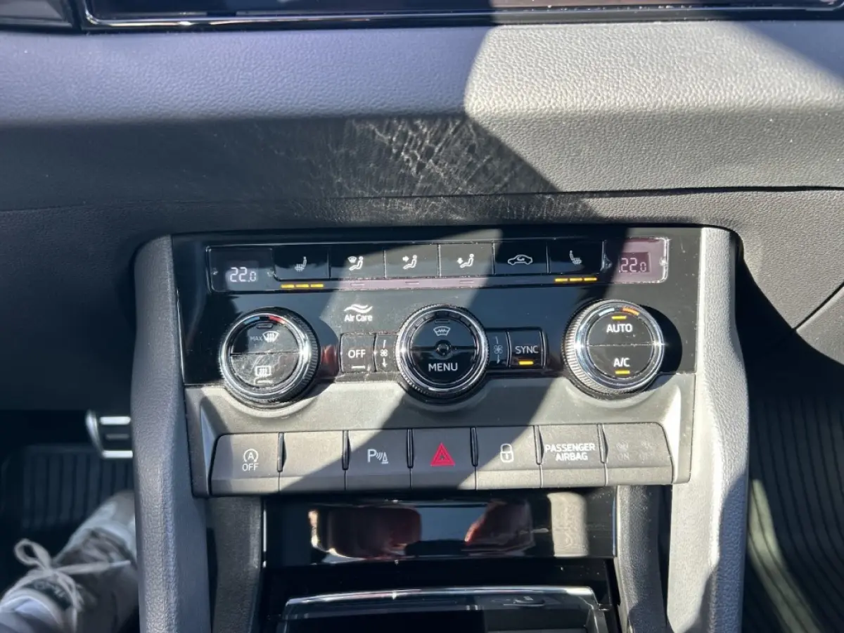 1.5 TSI DSG SPORTLINE PANO-DAK/CAMERA/ELEK-KLEP/CRUISE/CANTON/STOELVERW