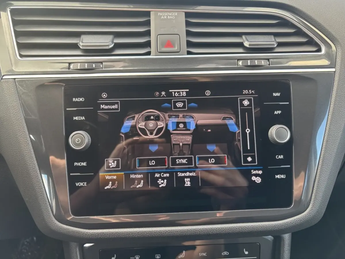 2.0 TDI DSG LIFE BUSINESS TREKHAAK/CAMERA/HUD/ACC/STANDKACHEL/STOELVERW