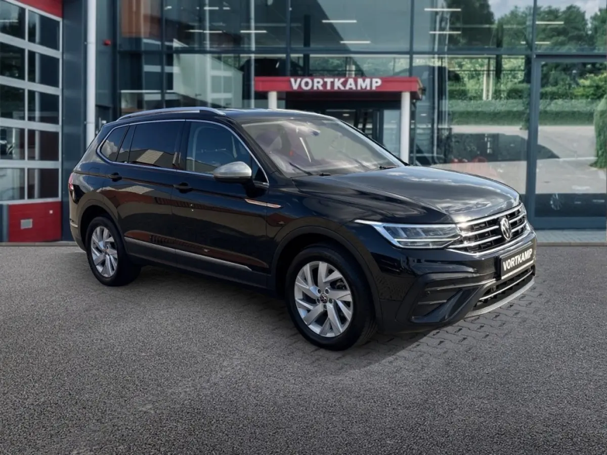 2.0 TDI DSG LIFE BUSINESS TREKHAAK/CAMERA/HUD/ACC/STANDKACHEL/STOELVERW