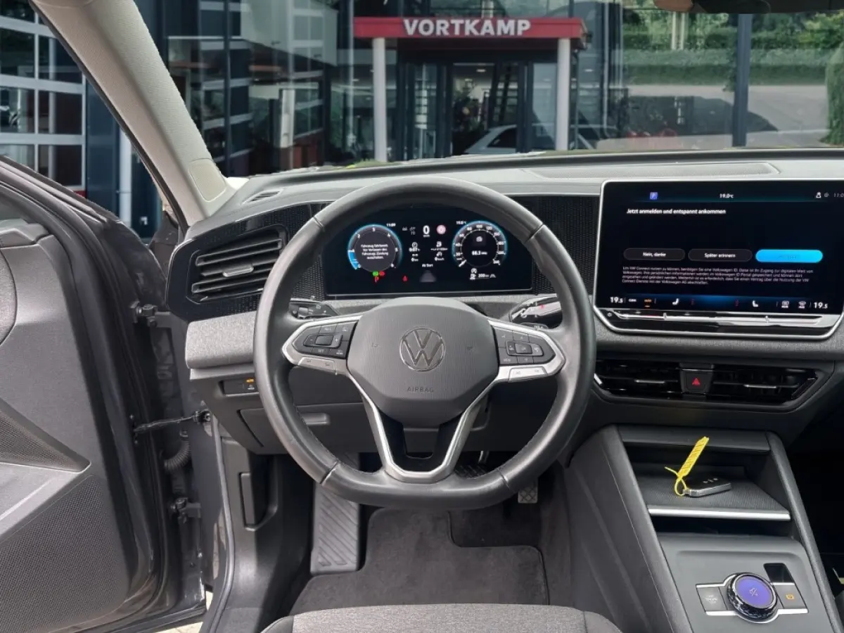 2.0 TDI DSG TREKHAAK/CAMERA/STOELVERW/CARPLAY/NAVI