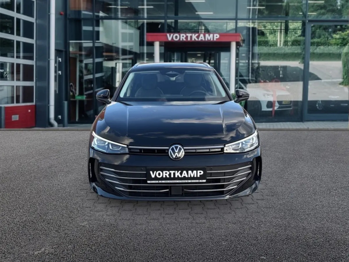 2.0 TDI DSG BUSINESS TREKHAAK/360CAM/IQ/ACC/STOELVERW+VENTILATIE