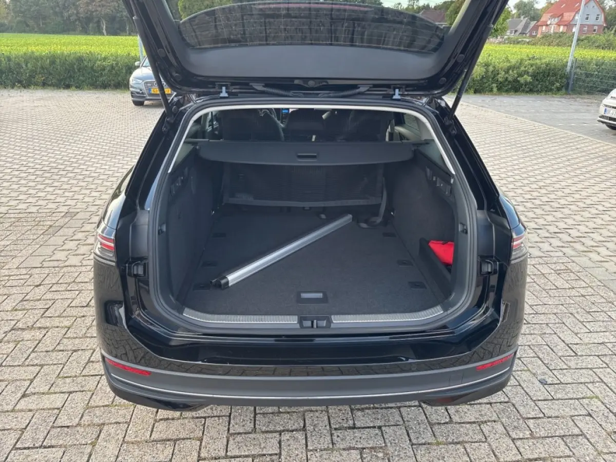 2.0 TDI DSG BUSINESS TREKHAAK/360CAM/IQ/ACC/STOELVERW+VENTILATIE