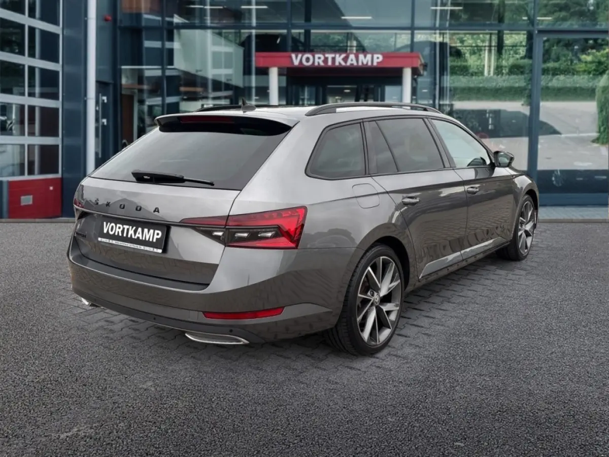 2.0 TDI DSG SPORTLINE PDC/ELEK-KLEP/ACC/MEM/STOEL+STUURVERW/CARPLAY