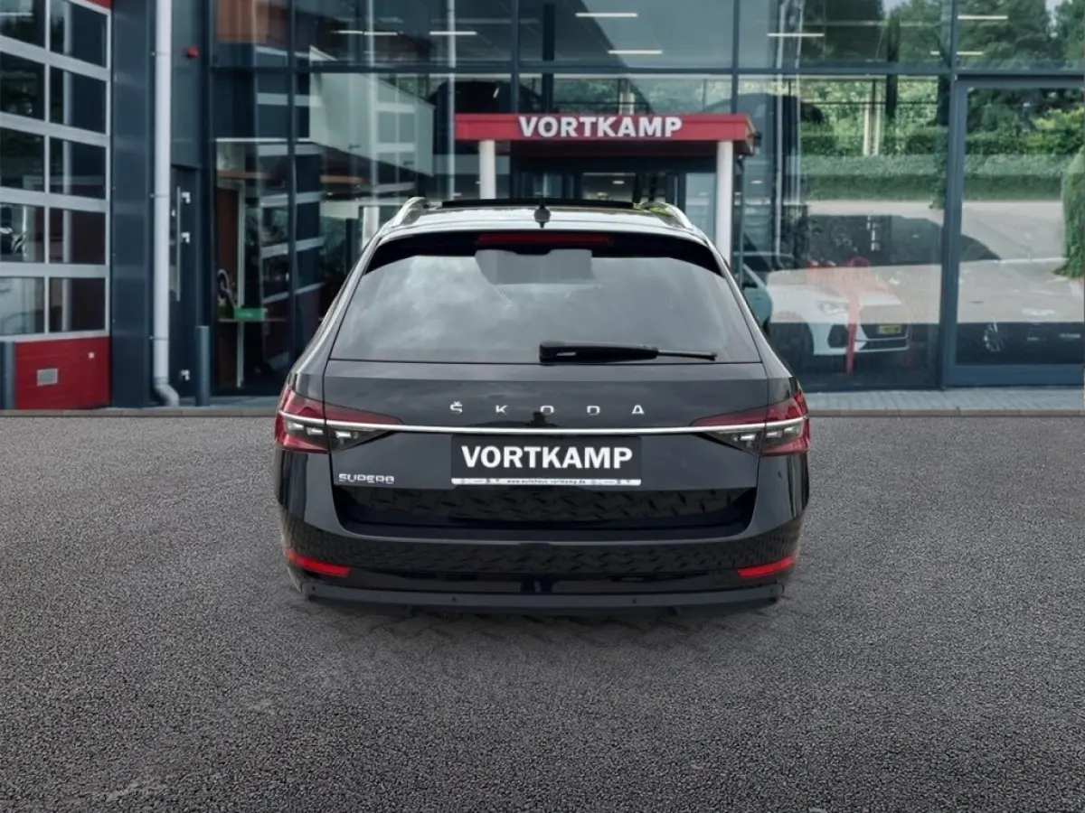 2.0 TDI DSG PANO-DAK/TREKHAAK/360CAM/E-KLEP/CANTON/ACC/STOELVERW+KOEL