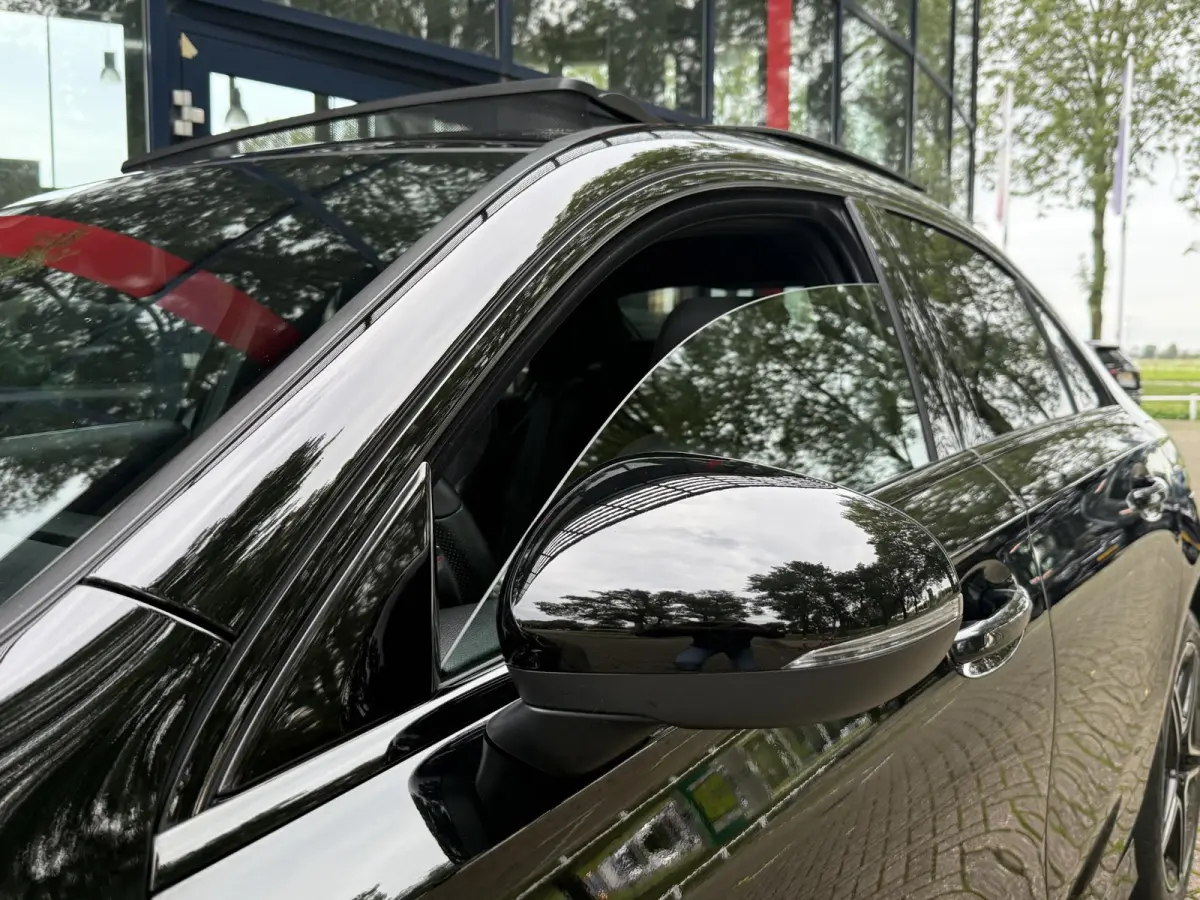 250 e Business Solution AMG Limited | SOH 93,99% | Panoramadak | Sfeerverlichting | PDC + Camera | Climate control | Navigatie |
