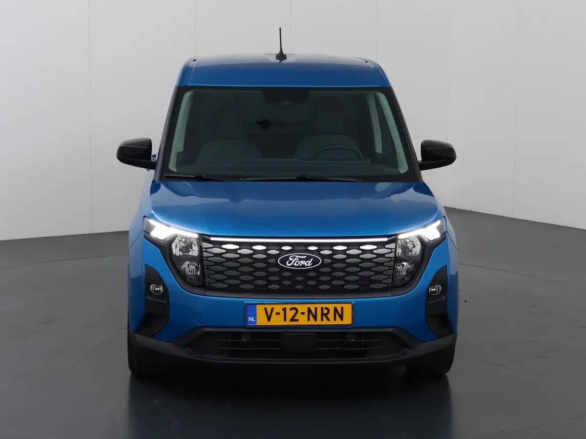 Limited 44 kWh | 289 KM Range WLTP | Adaptive Cruise Control | Navigatie | Parkeercamera | Climate Control | Stoelverwarming | Stuurverwarming
