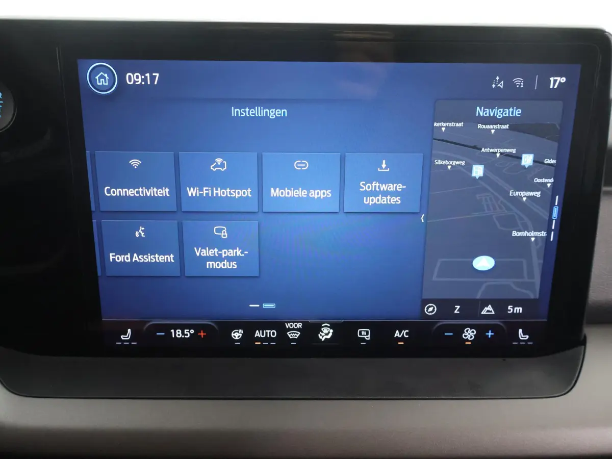 Limited 44 kWh | 289 KM Range WLTP | Adaptive Cruise Control | Navigatie | Parkeercamera | Climate Control | Stoelverwarming | Stuurverwarming