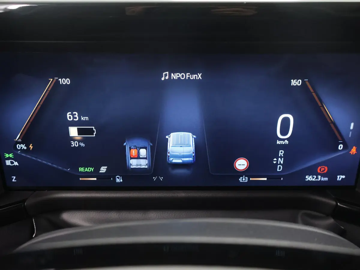 Limited 44 kWh | 289 KM Range WLTP | Adaptive Cruise Control | Navigatie | Parkeercamera | Climate Control | Stoelverwarming | Stuurverwarming