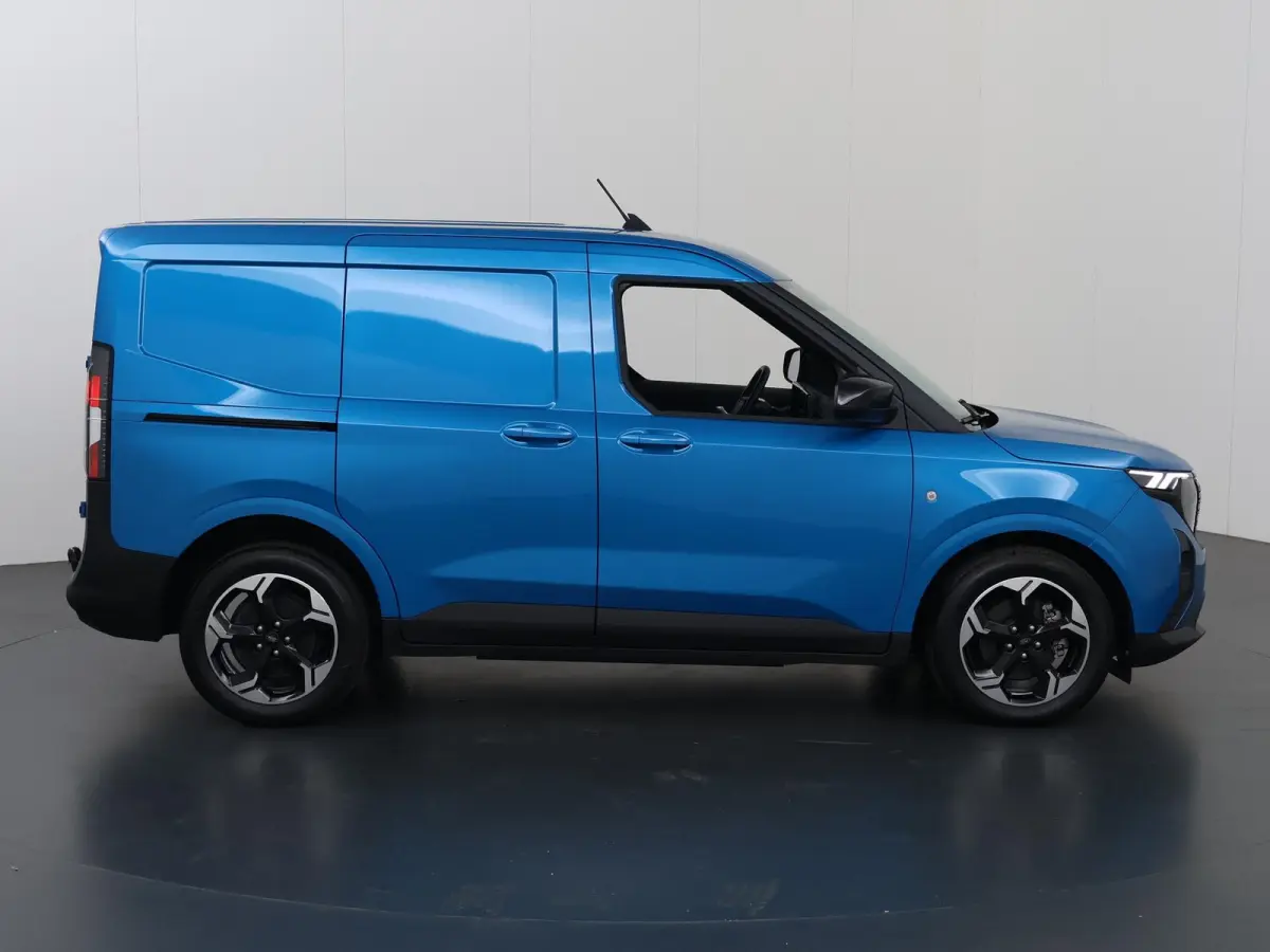 Limited 44 kWh | 289 KM Range WLTP | Adaptive Cruise Control | Navigatie | Parkeercamera | Climate Control | Stoelverwarming | Stuurverwarming
