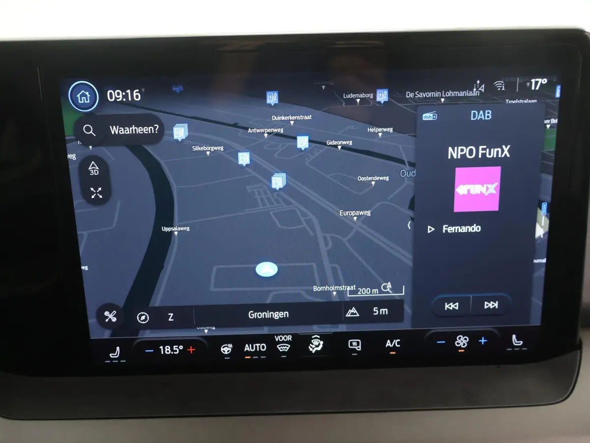 Limited 44 kWh | 289 KM Range WLTP | Adaptive Cruise Control | Navigatie | Parkeercamera | Climate Control | Stoelverwarming | Stuurverwarming
