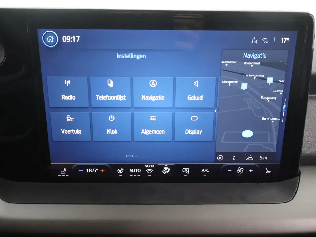 Limited 44 kWh | 289 KM Range WLTP | Adaptive Cruise Control | Navigatie | Parkeercamera | Climate Control | Stoelverwarming | Stuurverwarming