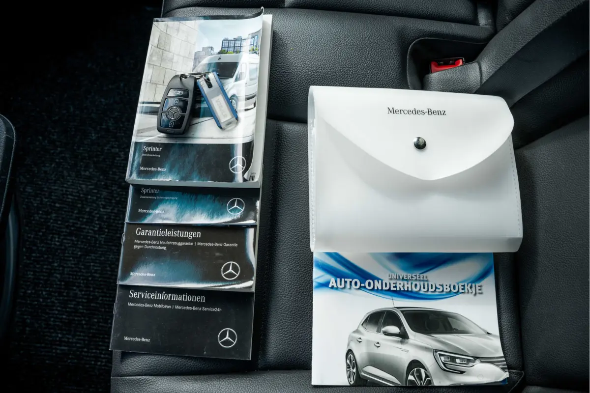 **317 CDI L2H2 | Automaat | 3-Zits | Camera | Carplay | Mbux | Climatronic | Trekhaak**