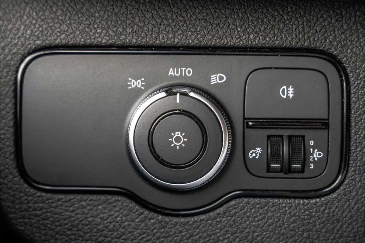 **317 CDI L2H2 | Automaat | 3-Zits | Camera | Carplay | Mbux | Climatronic | Trekhaak**