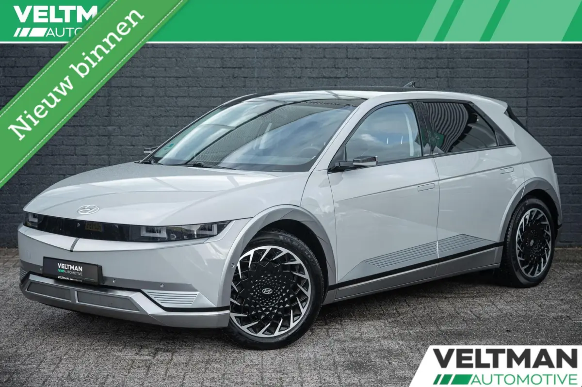 Lounge AWD 77.4 kWh 100& SOH PANO TREKHAAK LEDER